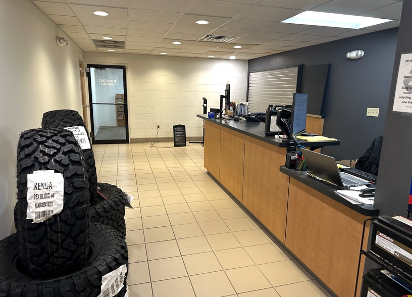 More Photos Of 2051 N Main St, Canton Auto Dealership For Sale