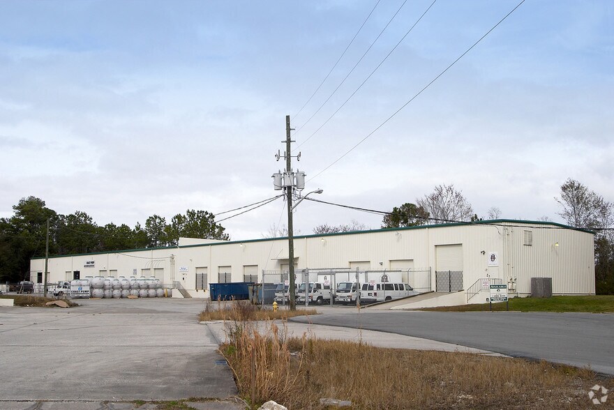 More Photos Of 4676 Dusk Ct, Jacksonville Warehouse For Lease