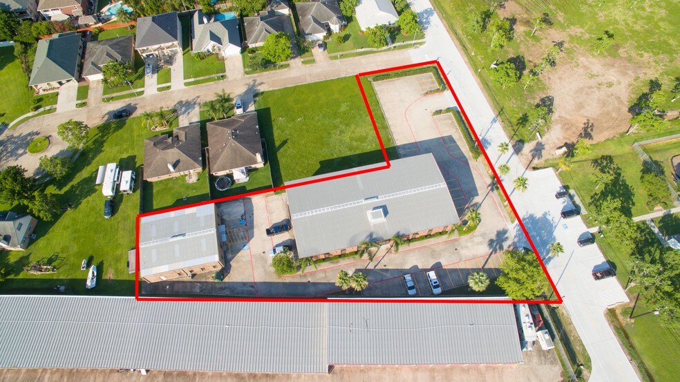 More Photos Of 601 Cien Rd, Kemah Unknown For Lease
