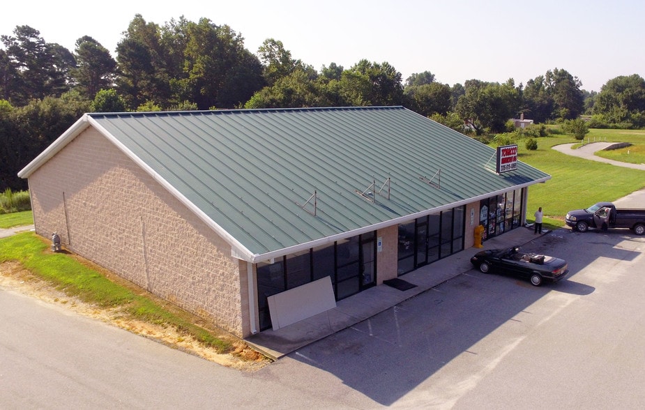 More Photos Of 5746 Old US 52 Hwy, Lexington Convenience Store For Lease