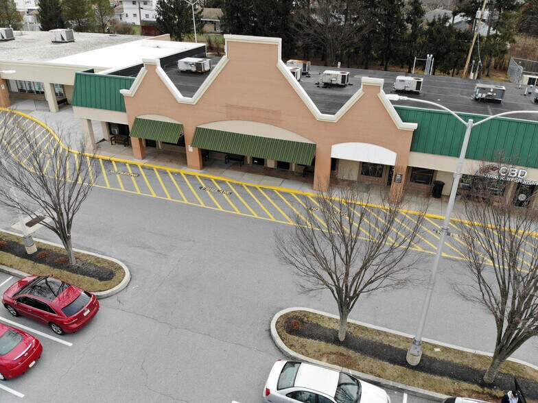 More Photos Of 5210-5260 Simpson Ferry Rd, Mechanicsburg Unknown For Lease