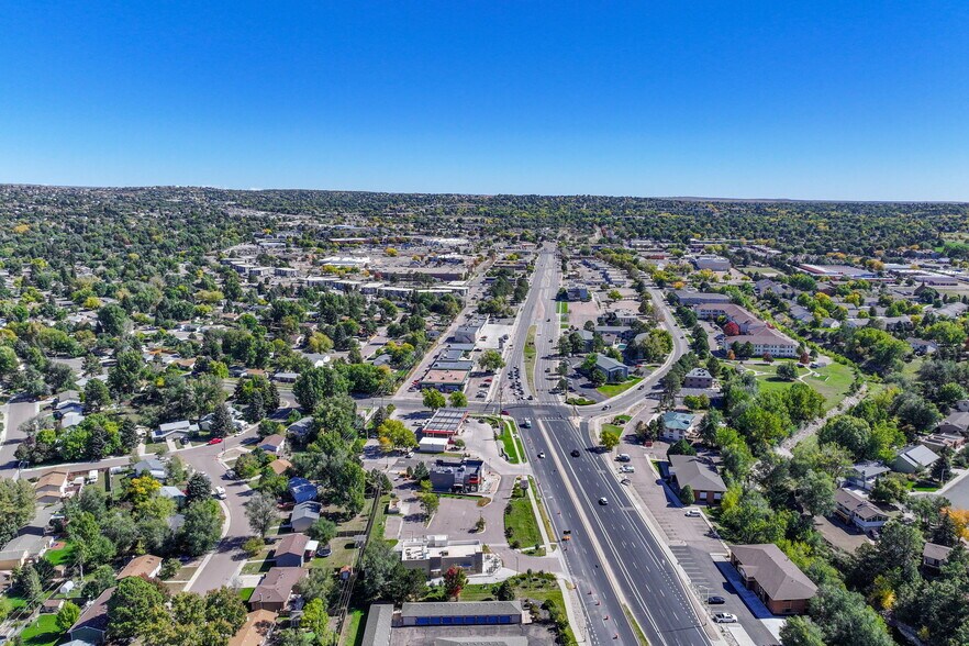 More Photos Of 3220 Austin Bluffs Pky, Colorado Springs Freestanding For Lease
