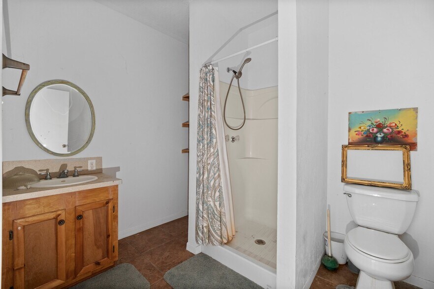 More Photos Of 6738 US Highway 190 E, Livingston Convenience Store For Sale