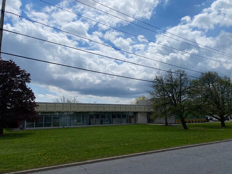 More Photos Of 550 Fillmore Ave, Tonawanda Light Distribution For Lease