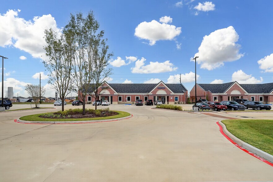 More Photos Of Peek Rd, Richmond Office For Sale