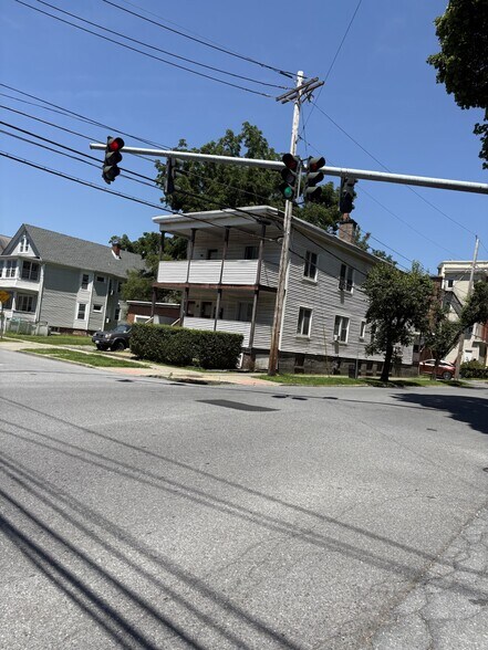 Primary Photo Of 63 Franklin St, Poughkeepsie Apartments For Sale
