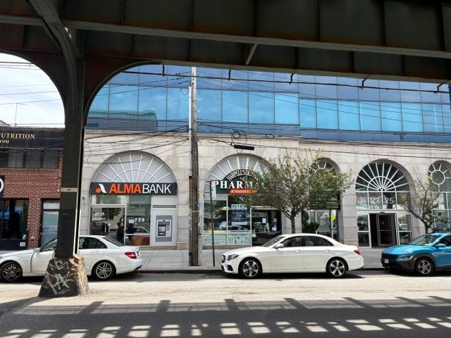 More Photos Of 23-25 31st St, Astoria Medical For Lease