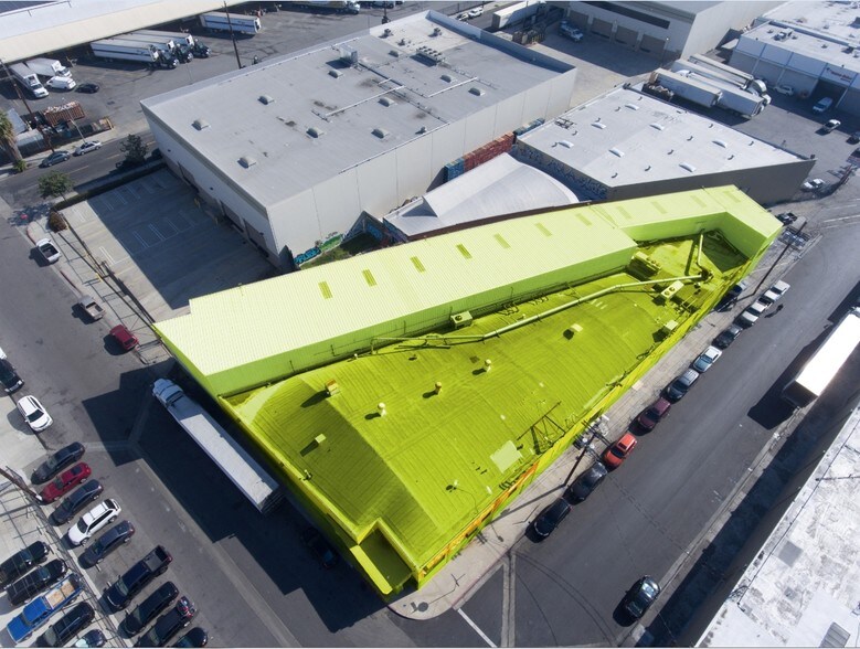 More Photos Of 1000 Lawrence St, Los Angeles Warehouse For Sale
