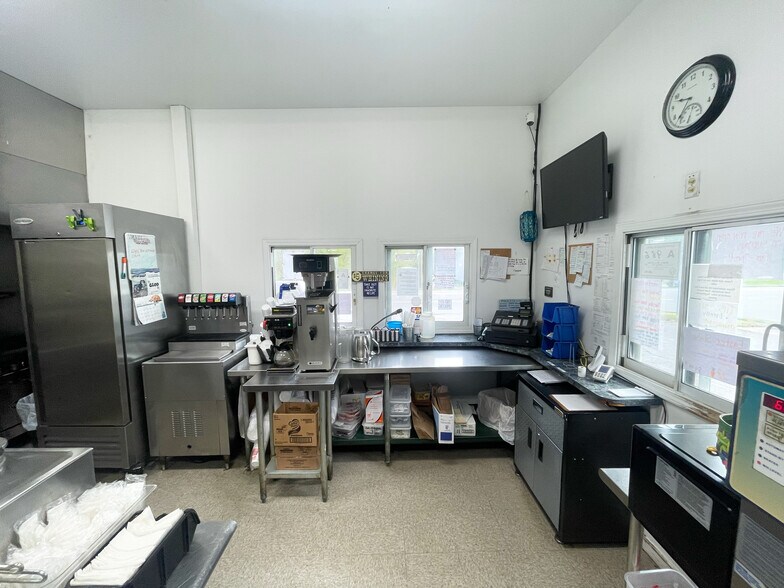 More Photos Of 1201 W Main St, Yadkinville Restaurant For Sale