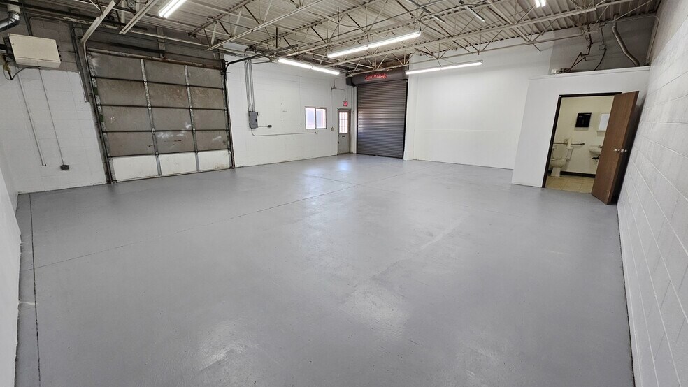 More Photos Of 7000 E 58th Ave, Commerce City Warehouse For Lease