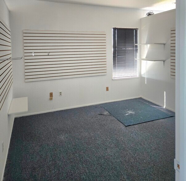 More Photos Of 3500 Oakdale Rd, Modesto Office Residential For Lease
