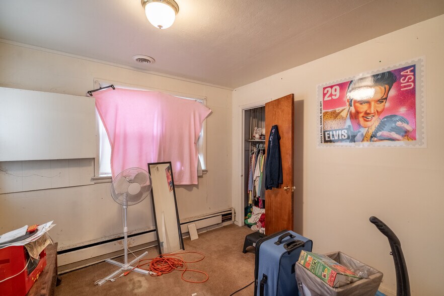 More Photos Of 447-449 NY-31, Bridgeport Apartments For Sale