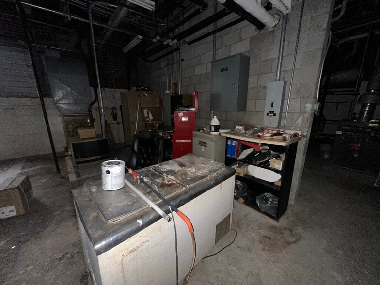 More Photos Of 215 Lelia St, Pittsburgh Apartments For Sale
