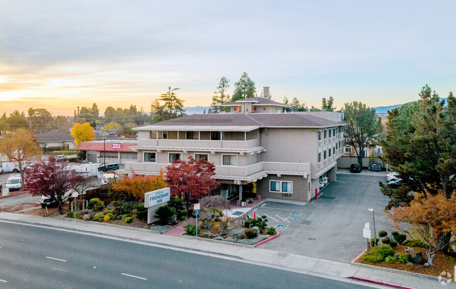 Primary Photo Of 958 E El Camino Real, Sunnyvale Hotel For Sale