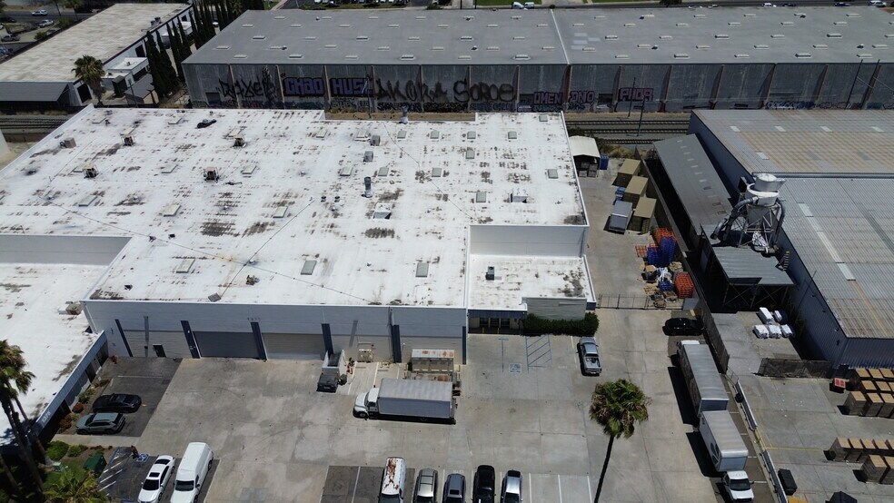 More Photos Of 1327-1375 Fayette St, El Cajon Manufacturing For Lease