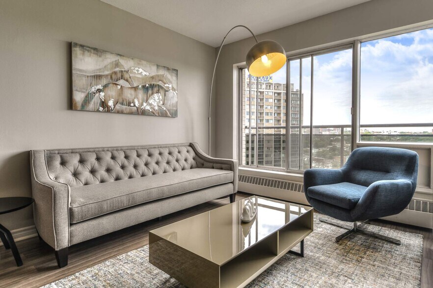 More Photos Of 1150-1160 Rue Sherbrooke E, Montréal Apartments For Lease