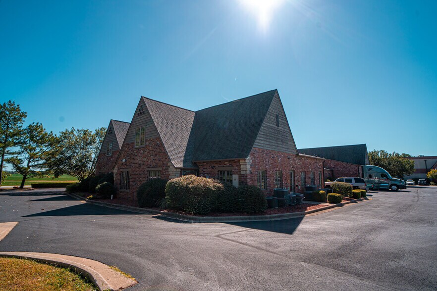 More Photos Of 4101 N State Highway NN, Ozark Medical For Lease