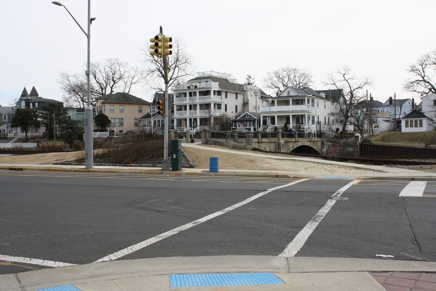 More Photos Of 601 Lake Ave, Asbury Park Office Residential For Lease