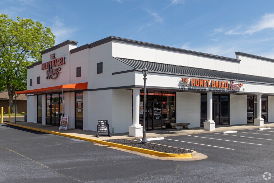 More Photos Of 150 S Houston Lake Rd, Warner Robins Storefront For Sale