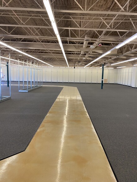 More Photos Of 14001-14065 Delany Rd, La Marque Unknown For Lease