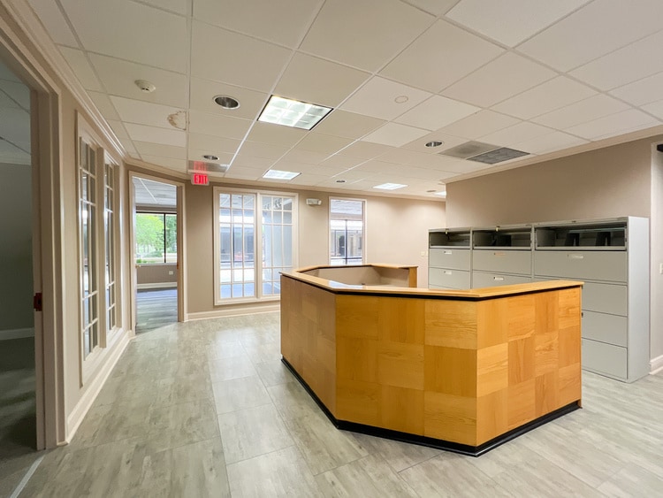 More Photos Of , Mandeville Office For Sale