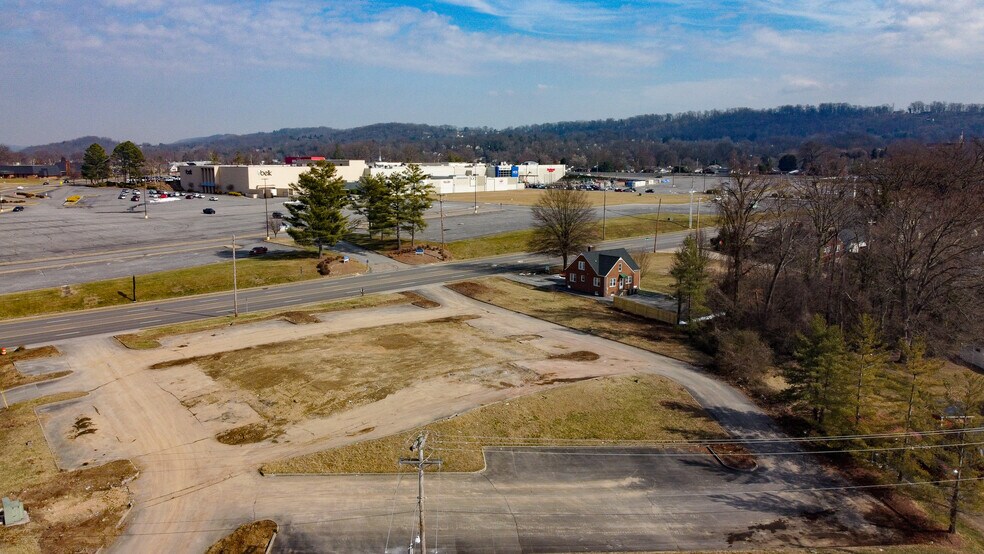 More Photos Of 2060 Fort Henry Dr, Kingsport Land For Sale