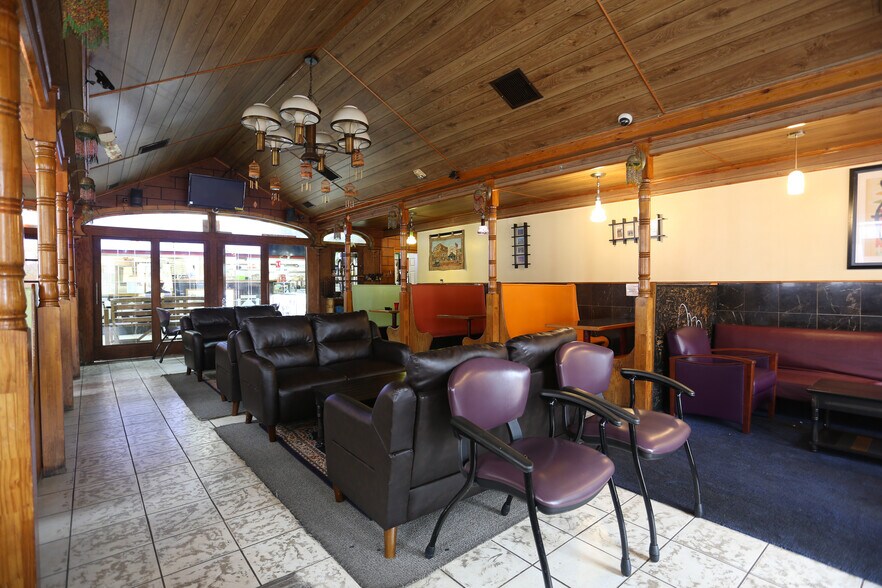 More Photos Of 801 W Broad St, Richmond Apartments For Sale