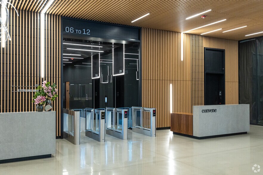 More Photos Of 333 N Green St, Chicago Office For Lease