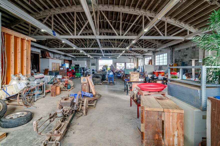 More Photos Of 2105 4th St, Tillamook Industrial For Sale
