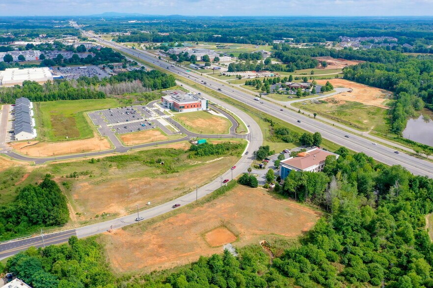More Photos Of Grandview Drive, Simpsonville Land For Sale