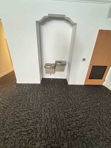 More Photos Of 245 Chestnut St, Meadville Storefront For Lease