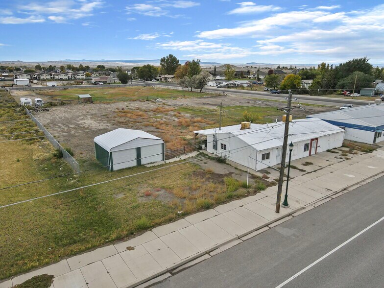 More Photos Of 163 S Main St, Huntington Office Residential For Sale