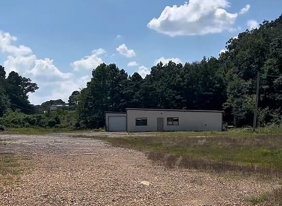 Primary Photo Of 1966 Airport Rd, Hot Springs National Park Service For Sale