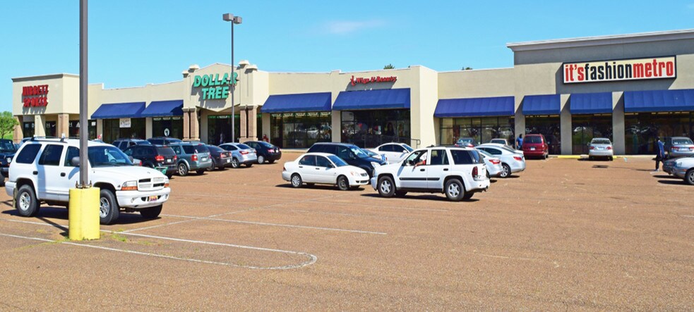 More Photos Of 100-126 Northwest Plaza Dr, Senatobia Unknown For Lease