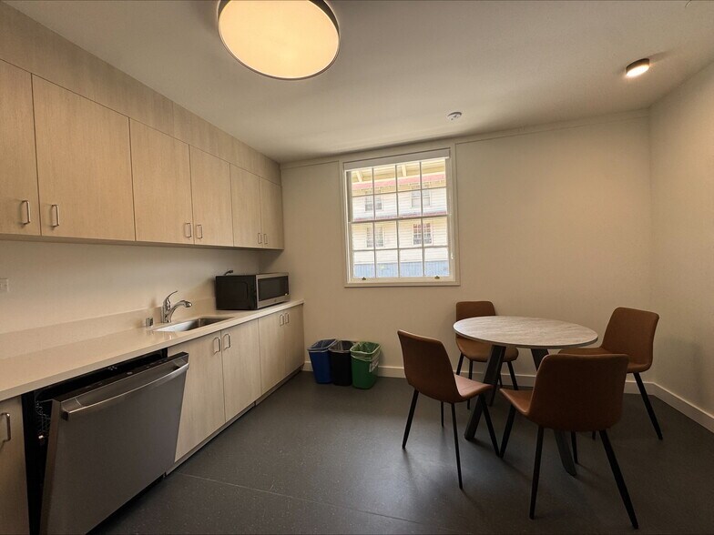 More Photos Of 40 Mesa st, San Francisco Office For Lease