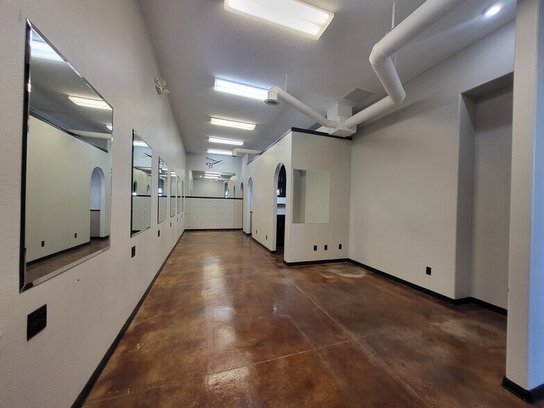 More Photos Of 669 Pioneer Rd, Rexburg General Retail For Lease