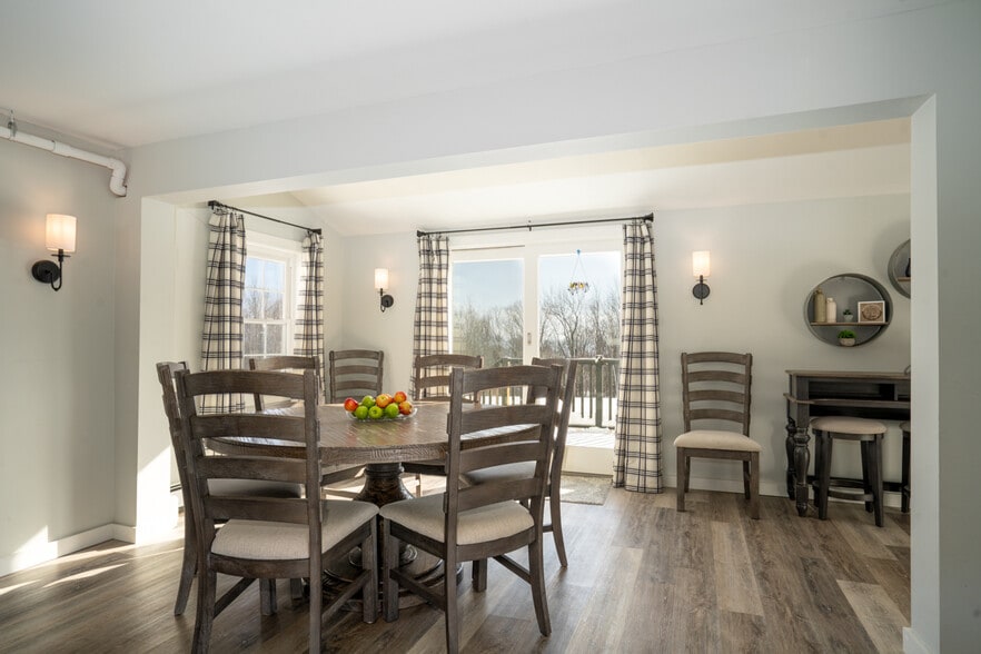 More Photos Of 2759 Vt Rt 11, Peru Hotel For Sale