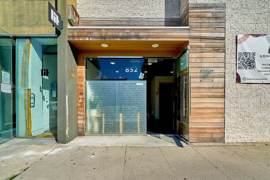 More Photos Of 852 S Robertson Blvd, Los Angeles Medical For Lease