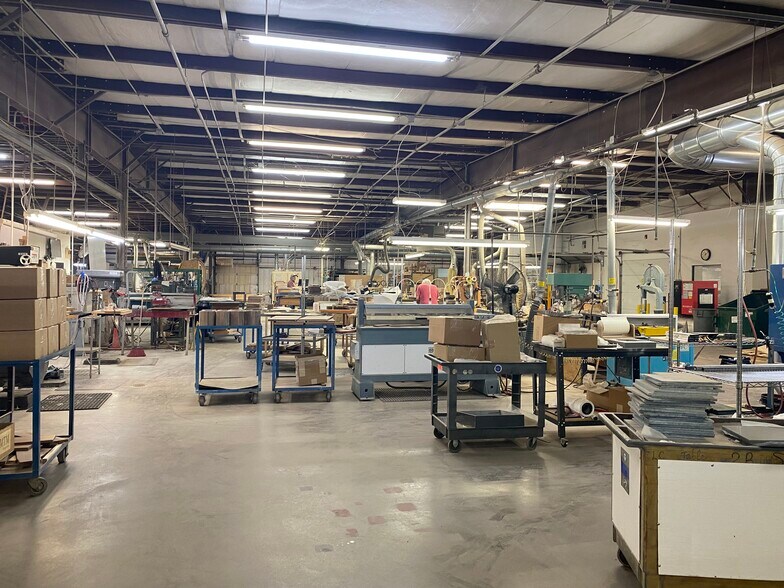 More Photos Of 2910 S Glenn Ave, Oklahoma City Manufacturing For Lease
