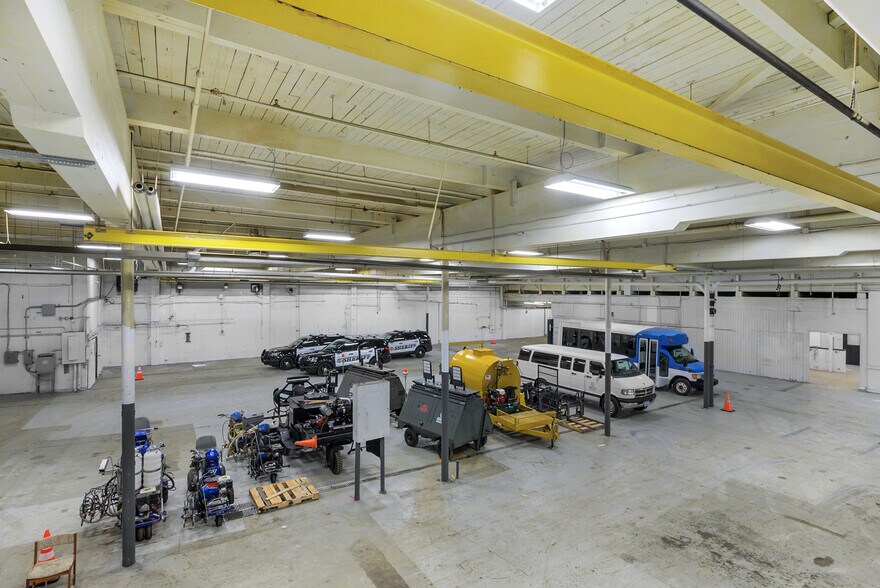 More Photos Of 3220 100th St SW, Everett Distribution For Lease