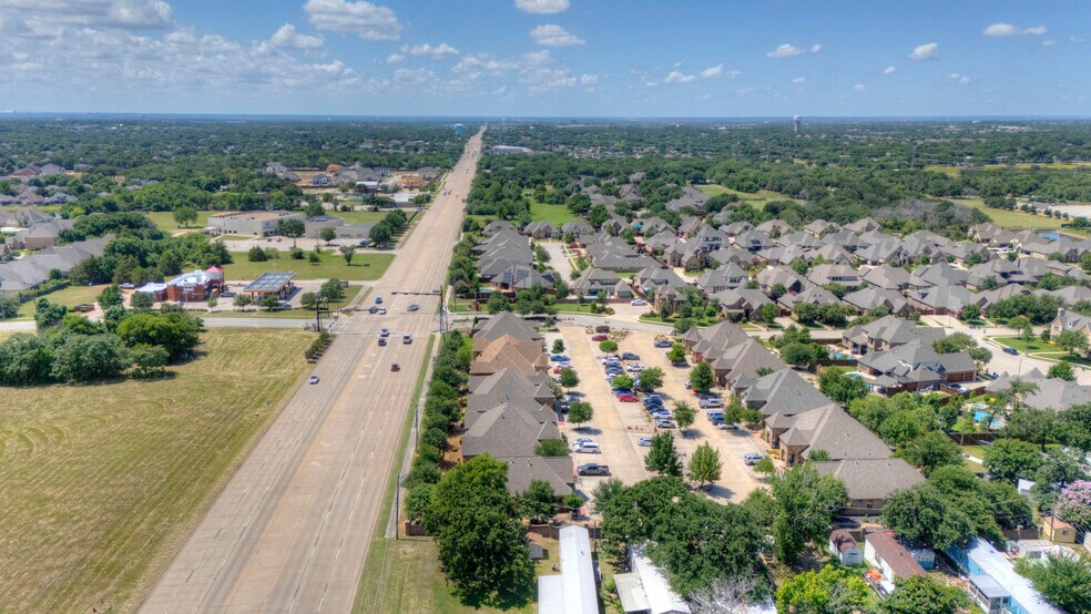 More Photos Of 9125 Belshire Dr, North Richland Hills Office For Lease