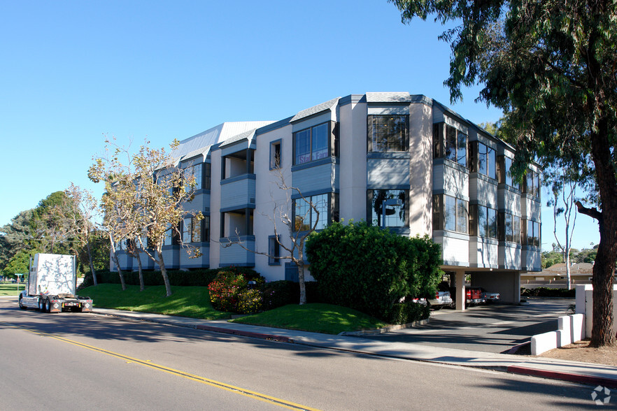 Primary Photo Of 1015 Chestnut Ave, Carlsbad Office For Sale