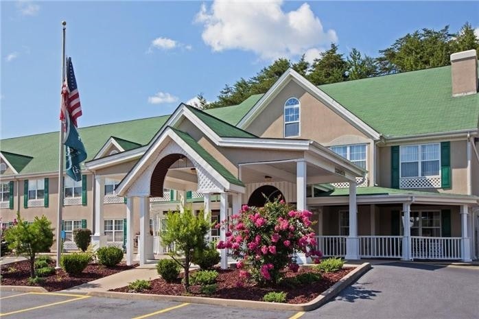 Primary Photo Of 1888 Cumberland Falls Hwy, Corbin Hotel For Sale