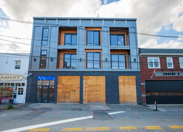More Photos Of 15 Paterson Ave, Little Falls Storefront Retail Residential For Lease