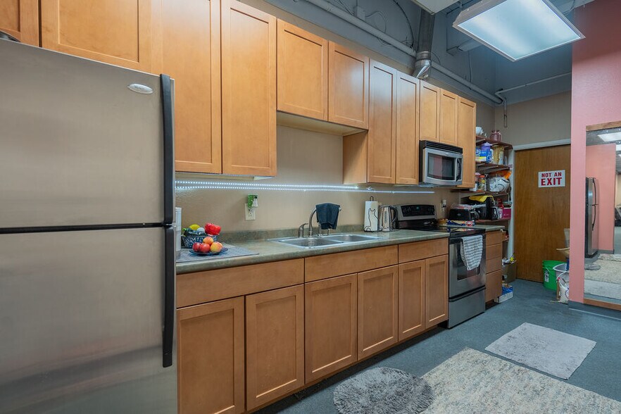 More Photos Of 535 3rd, Fairbanks Office Residential For Sale