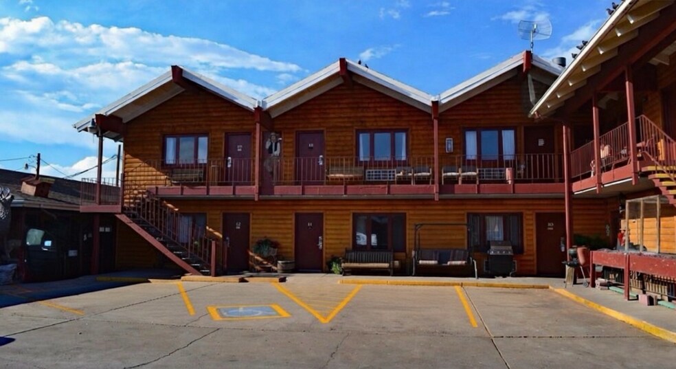 More Photos Of 960 N 3rd St, Laramie Hotel For Sale