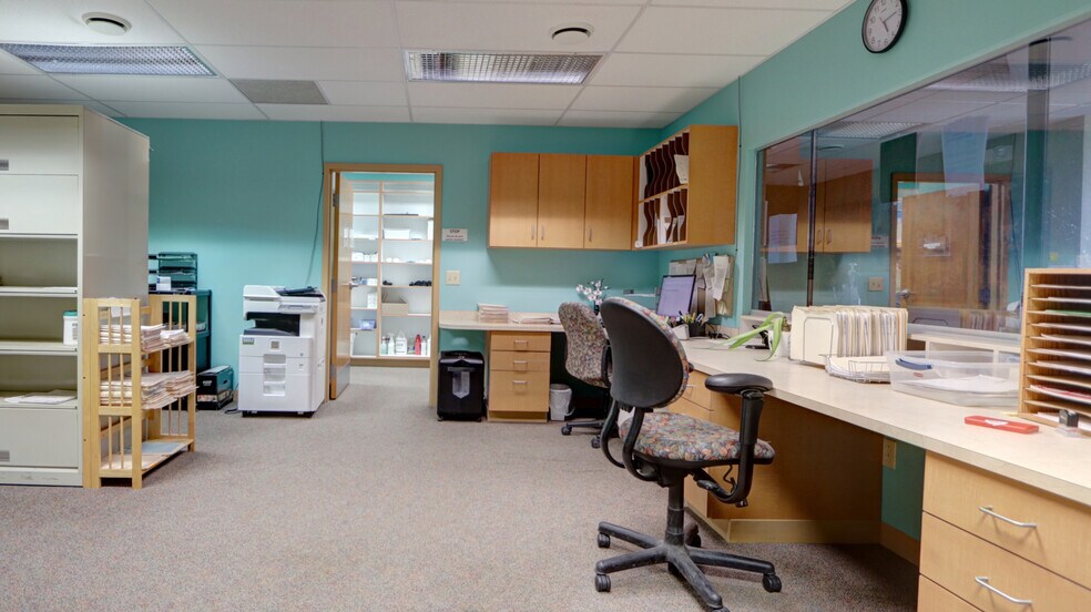 More Photos Of 399 Grant Ave, Auburn Medical For Sale