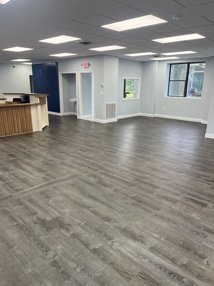 More Photos Of 138 Leland St, Framingham Office For Lease