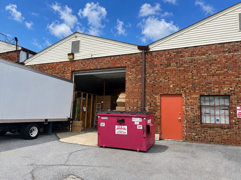More Photos Of 4749-4751 Stamp Rd, Temple Hills Warehouse For Sale