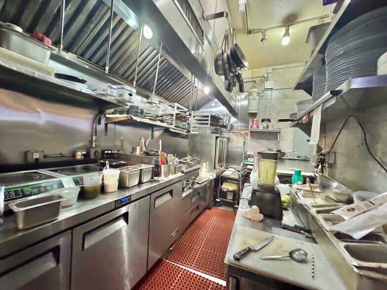 More Photos Of 103 Havemeyer St, Brooklyn Apartments For Sale